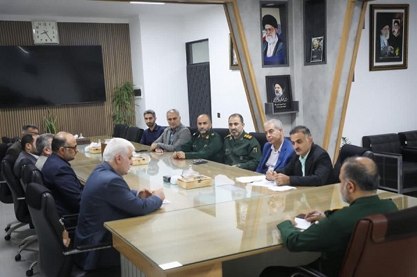 دیدار صمیمانه هیات مدیره سازمان و دکتر احمدی مدیر کل بنیاد مسکن استان با سردار موحد فرمانده سپاه استان مازندران 
